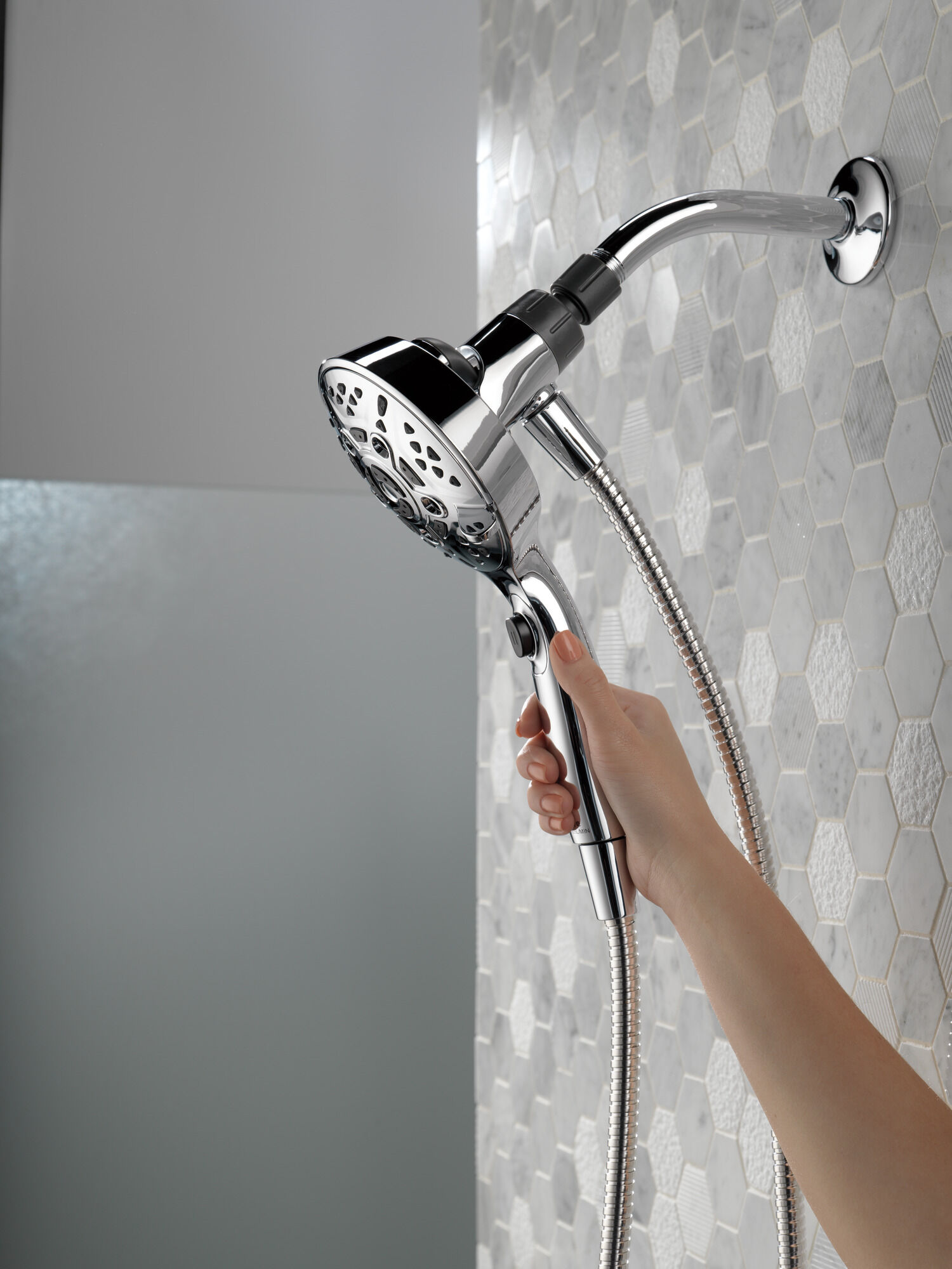 SureDock™ 7-Setting Hand Shower in Chrome 75707 | Delta Faucet