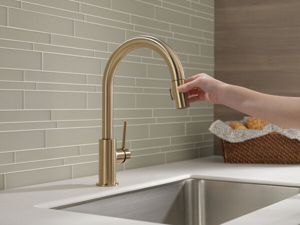 Single Handle Pull-Down Kitchen Faucet in Champagne Bronze 9159-CZ-DST Delta  Faucet