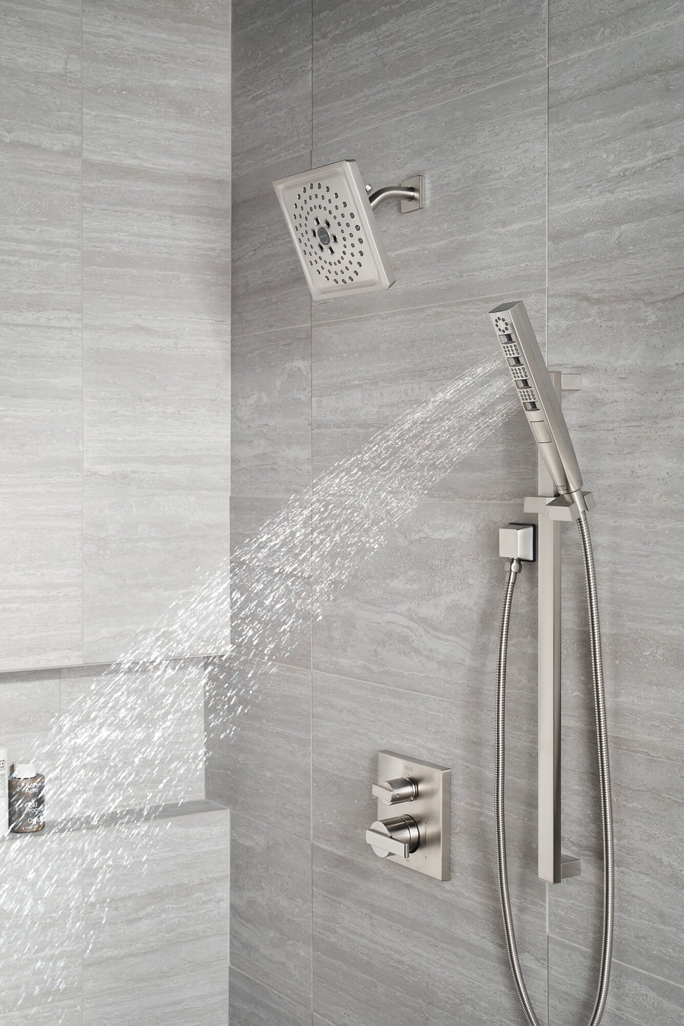 Delta Faucet 5-Spray Touch-Clean H2Okinetic Slide Bar Hand Held Shower with  Hose, Stainless 51140-SS 並行輸入品 浴室、浴槽、洗面所