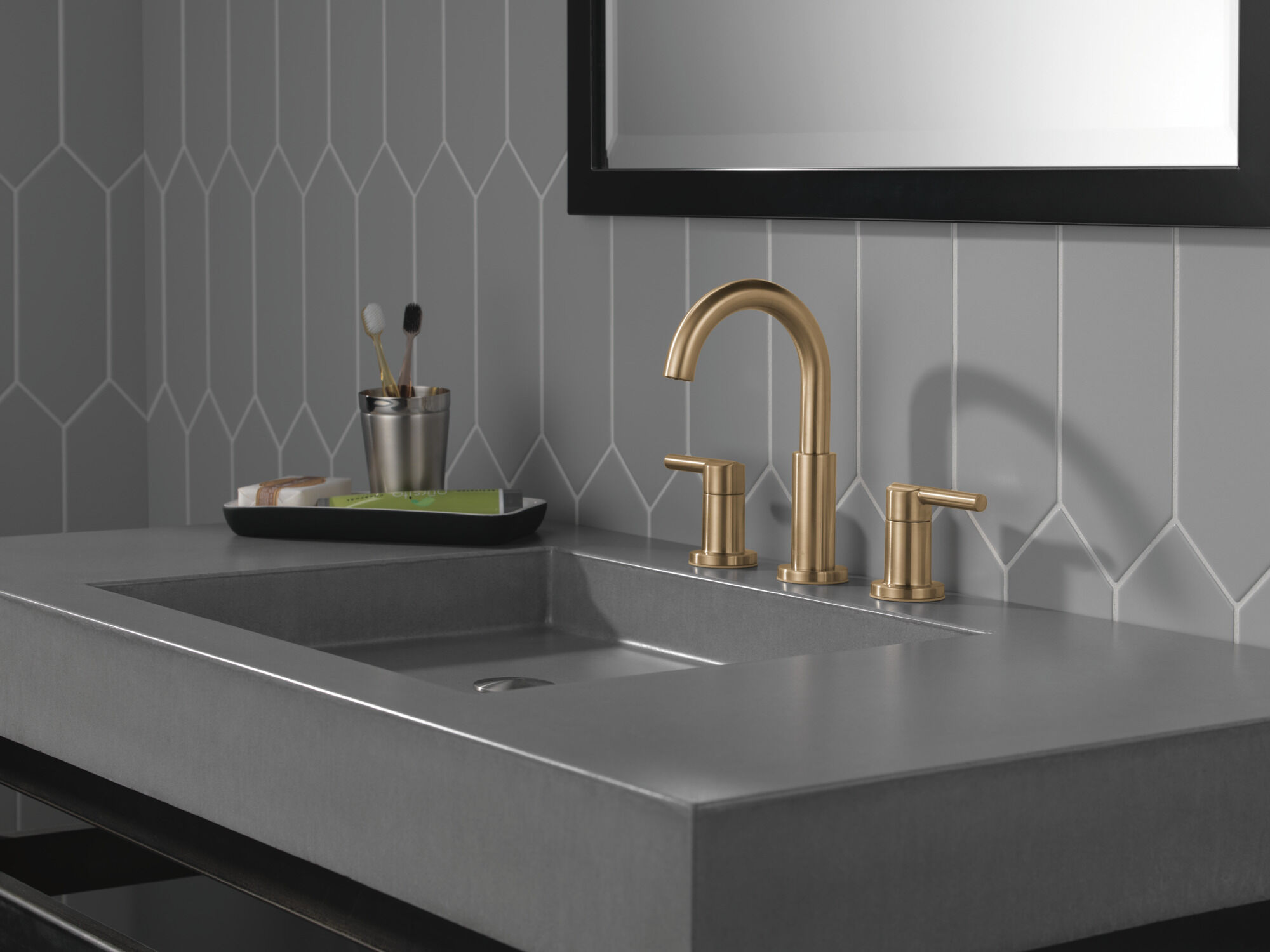 Two Handle Widespread Bathroom Faucet in Champagne Bronze 35749LF