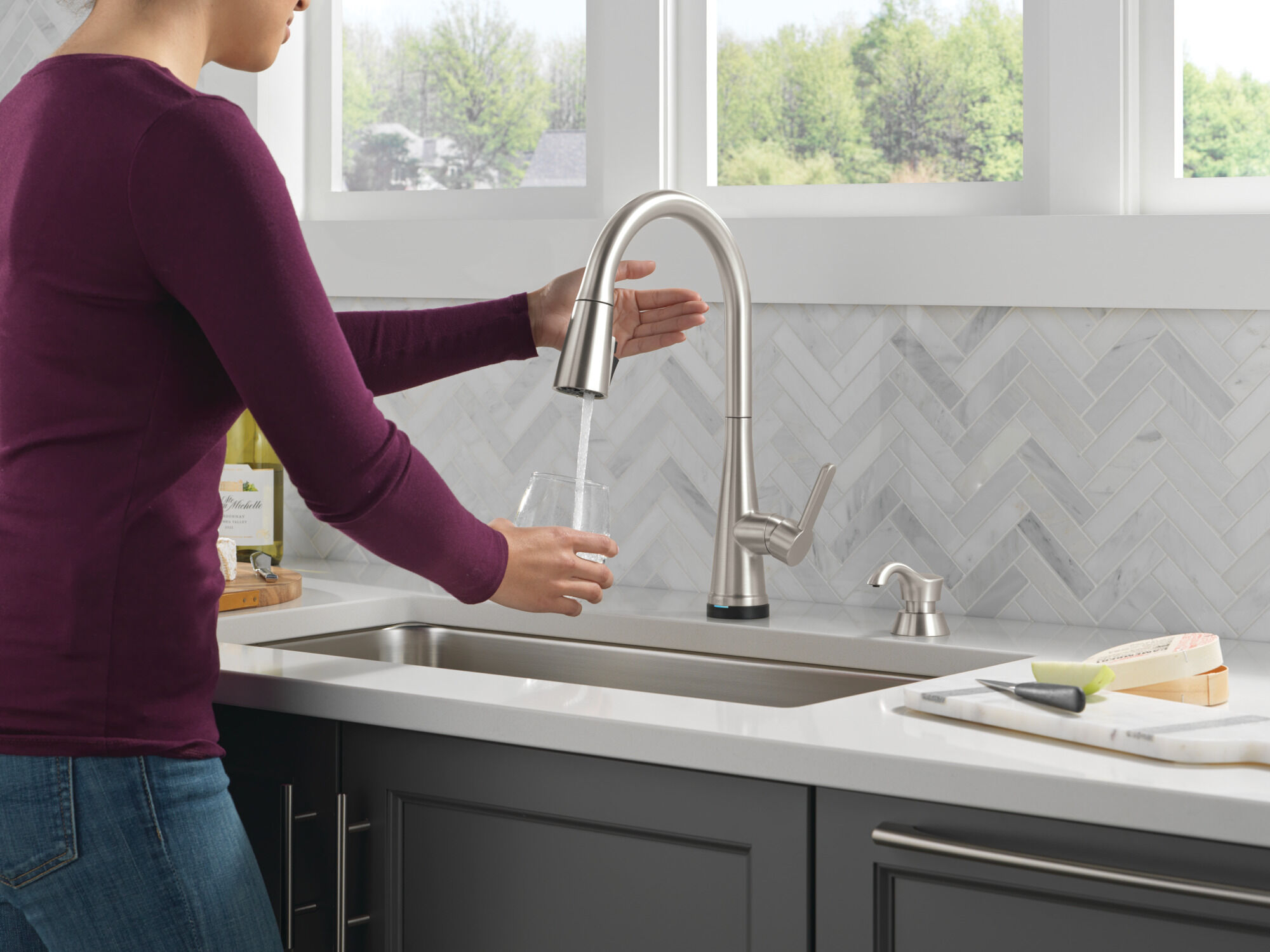 Single Handle Pull-Down Touch2O® Kitchen Faucet with Touchless Technology  and Soap Dispenser in Spotshield Stainless