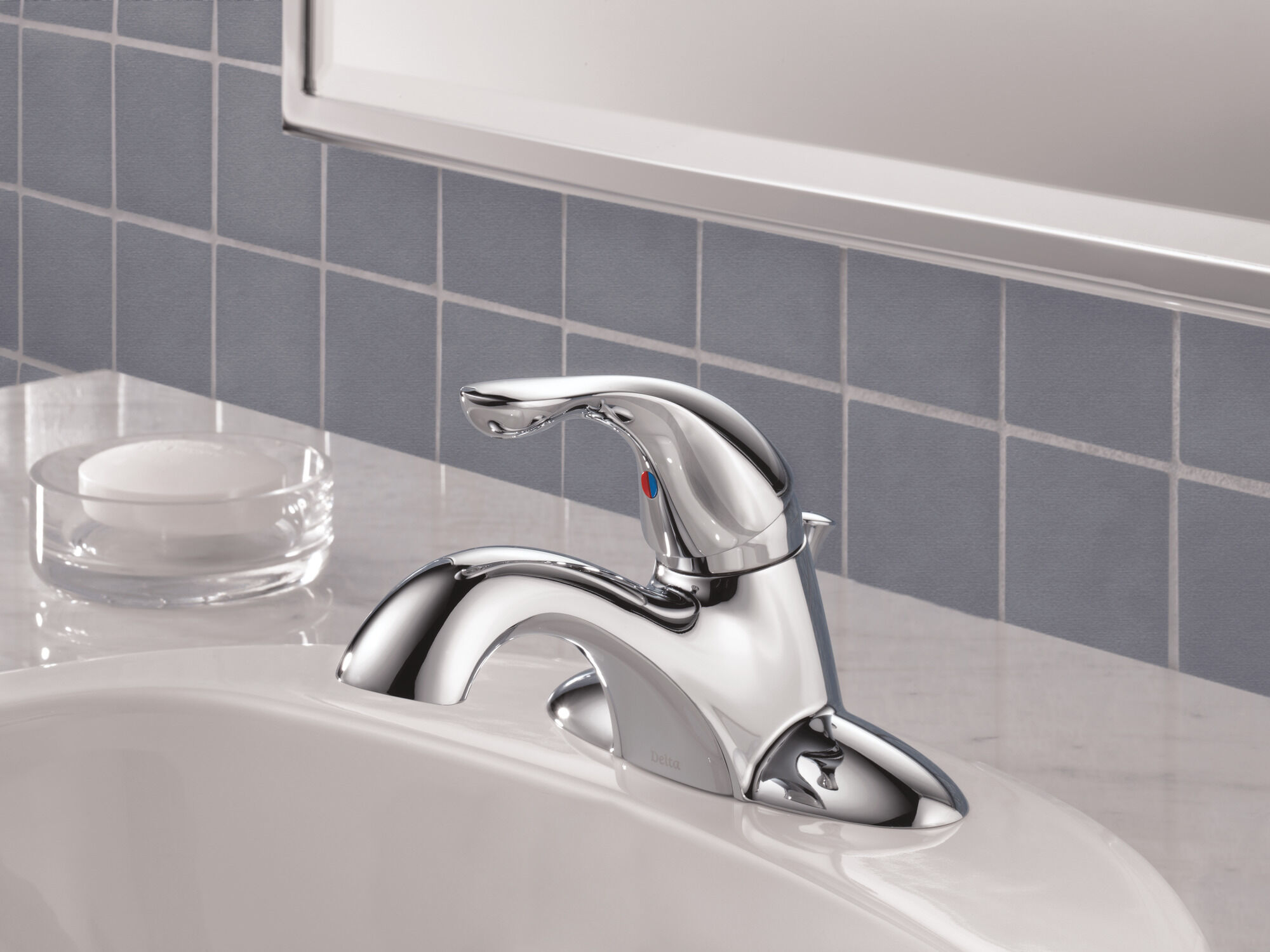 Single Handle Centerset Bathroom Faucet