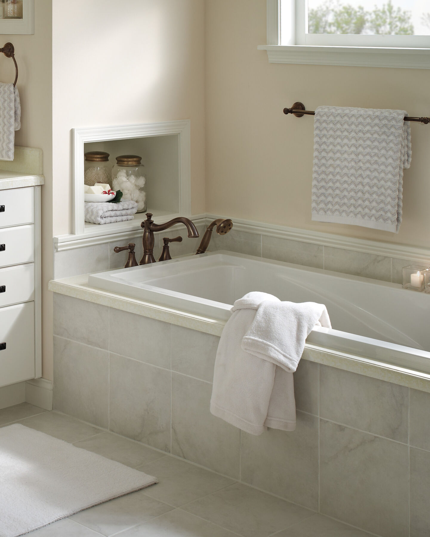 24~ Towel Bar (Recertified)