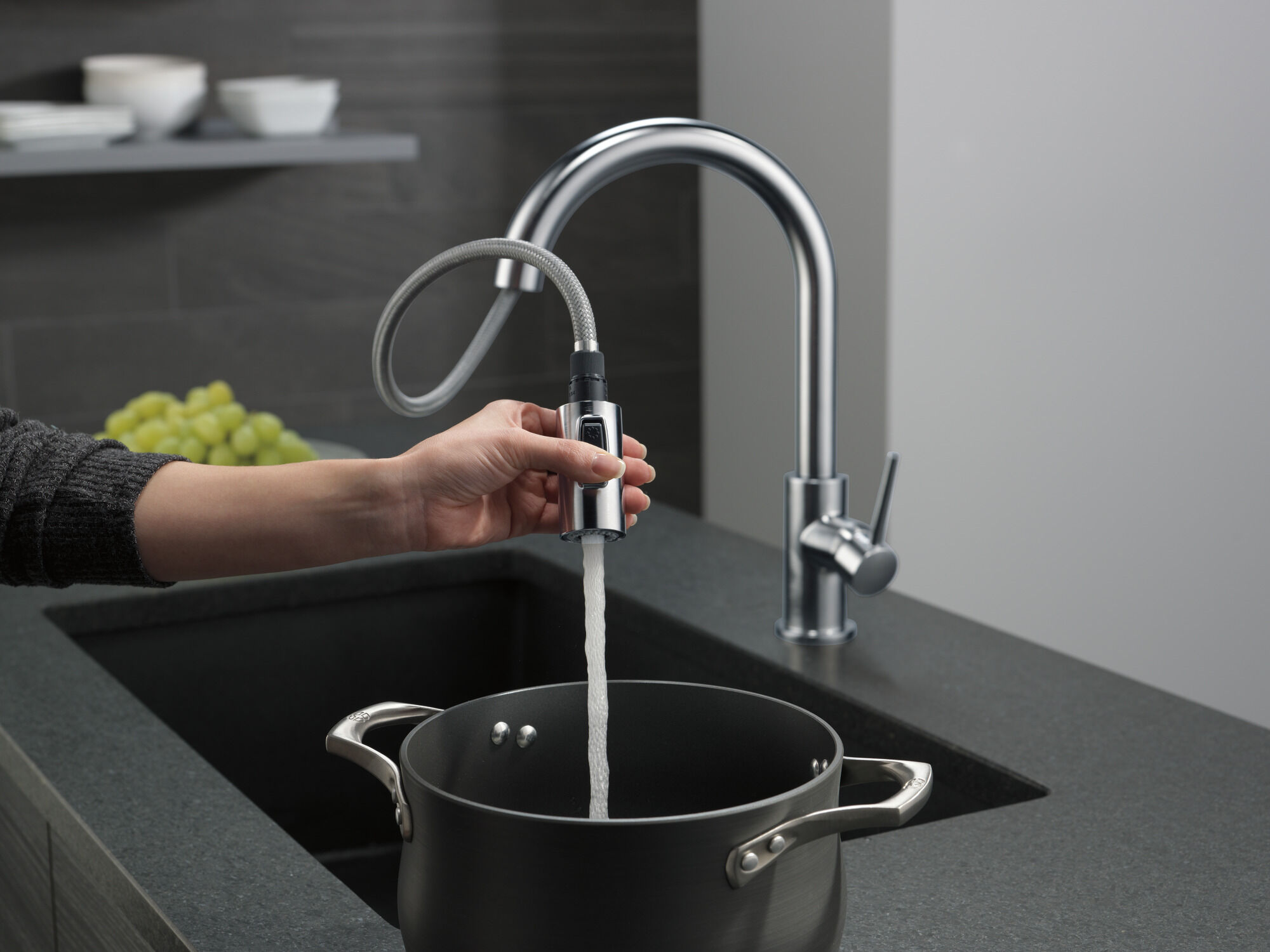 送料込・まとめ買い Delta Faucet Pivtotal シングルハンドル バー