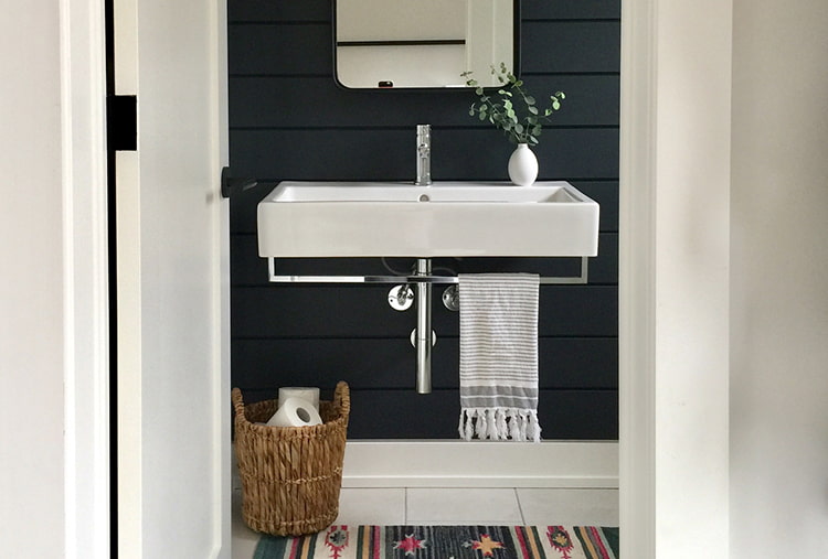 Small-bathroom design ideas: Declutter and admire how big the space feels