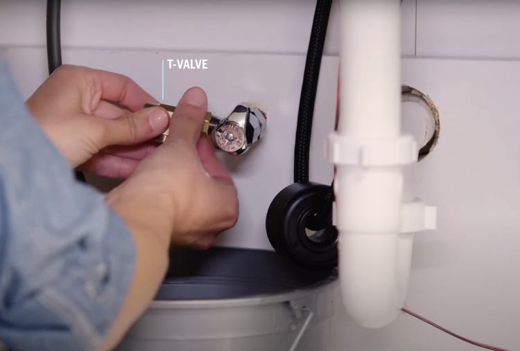 How to install glass rinser for kitchen sink? — Bostingner
