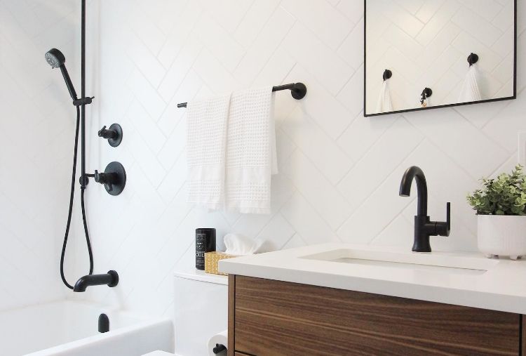 5 smart bathroom appliances to make your life easier