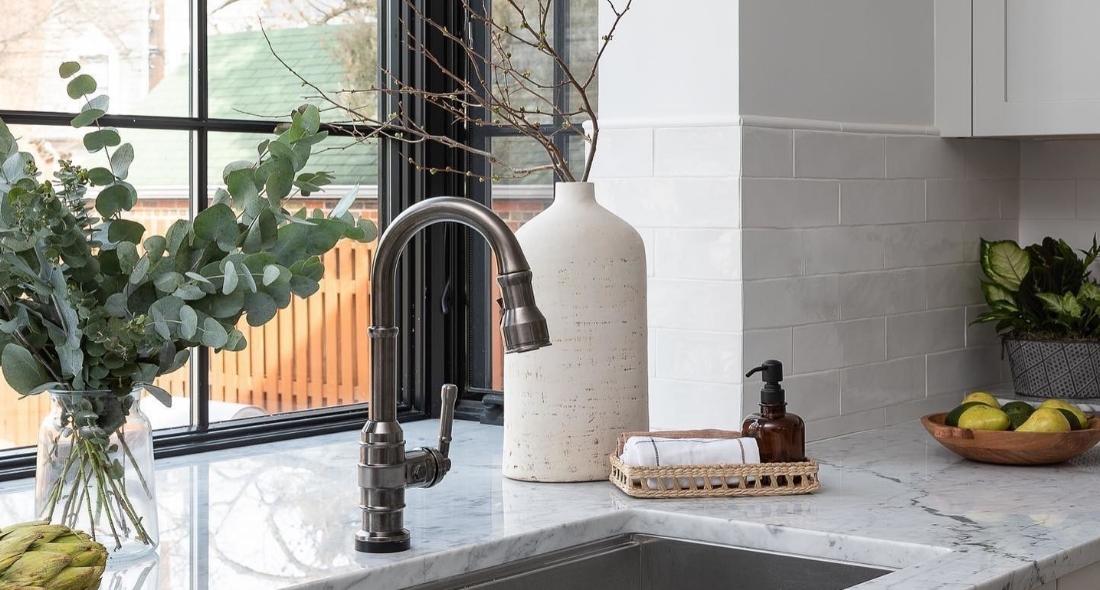 Should My Kitchen Faucet Match My Cabinet Hardware?